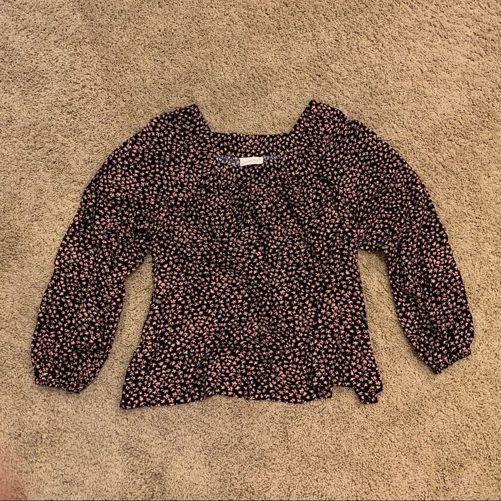 🆕 Universal Thread Top - Picture 3 of 10